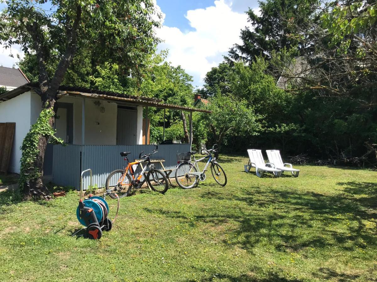Retro Haz Guest House Balatonszabadi Fürdőtelep Exterior foto